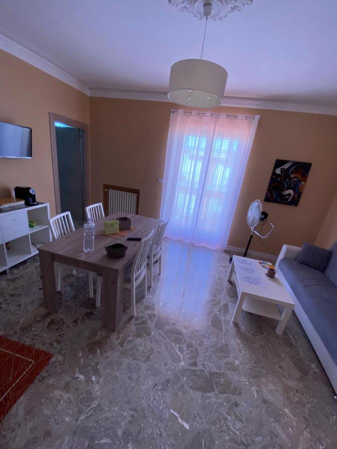ביצ'לייה B&B Amores מראה חיצוני תמונה